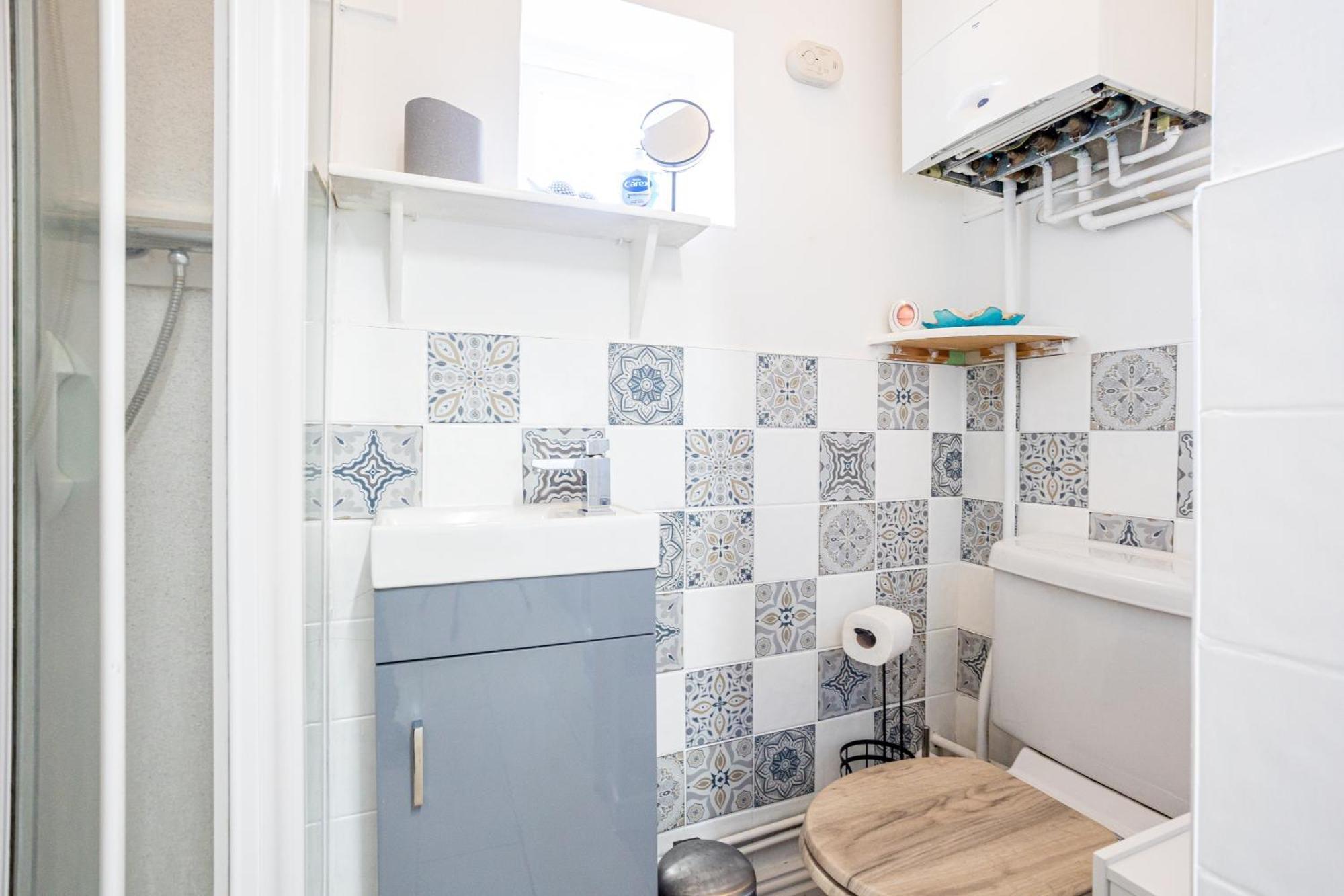 Coronation House By Yourstays - 3 Bedroom House In Newcastle-Under-Lyme Stoke-on-Trent Dış mekan fotoğraf
